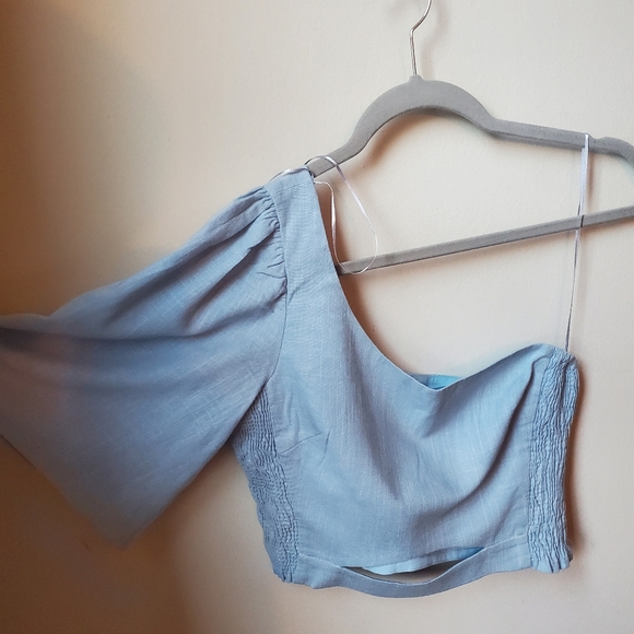 Assymetrical Zara Top - Picture 1 of 6